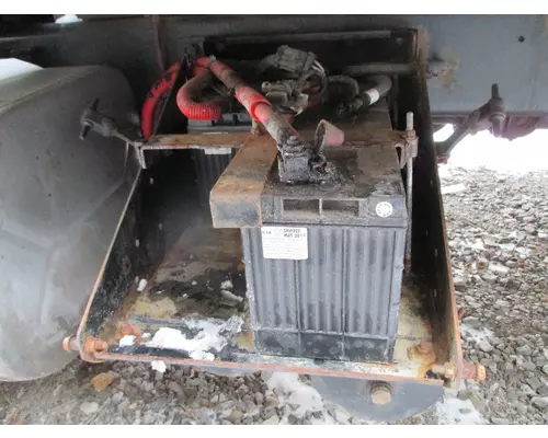 Battery Box INTERNATIONAL ANY Dutchers Inc   Heavy Truck Div  Ny