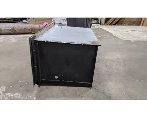 International CE Bus Battery BoxTray