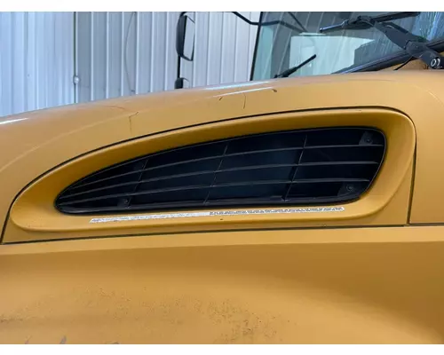 International CE Hood Side Vent
