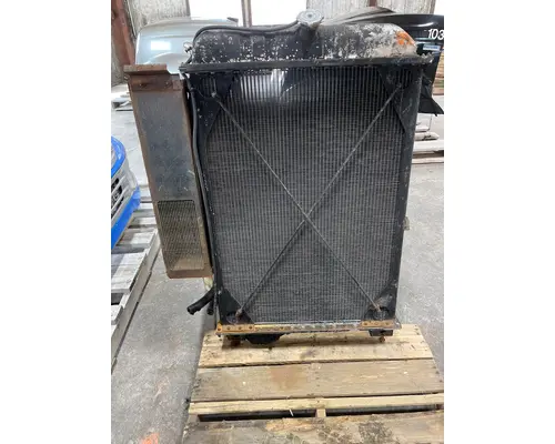 International COF-9670 Radiator