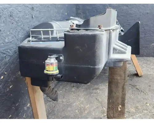 International CT660 Air Cleaner