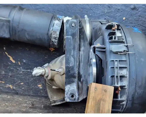 International CT660 Air Cleaner