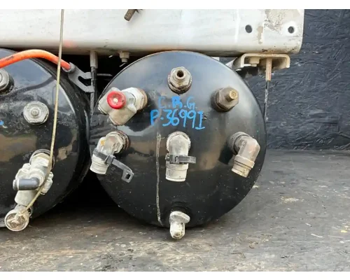 International CT660 Air Tank