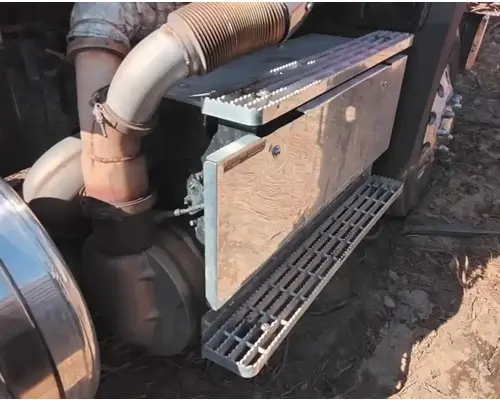 International CT660 DPF (Diesel Particulate Filter)