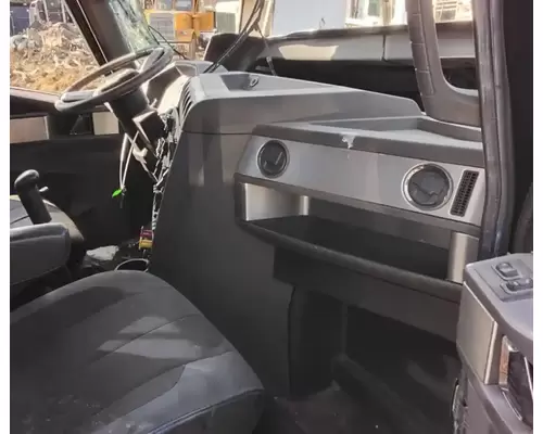 International CT660 Dash Assembly
