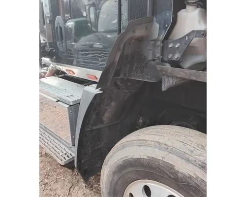 International CT660 Fender Extension