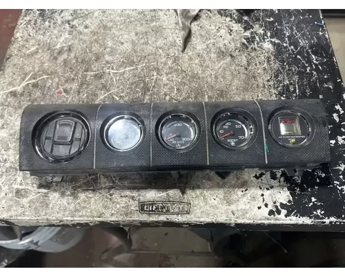 International CT660 Miscellaneous Parts