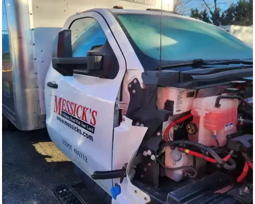 International CV515 Cab