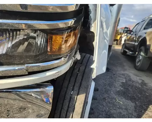 International CV515 Hood