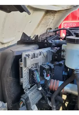 International CV515 Intercooler