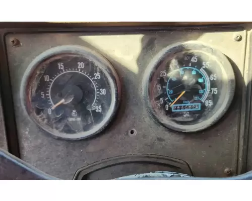 Instrument Cluster International COF-9670 Complete Recycling Group LLC