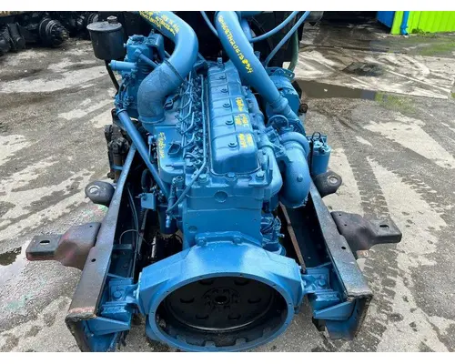 International DT 466C Engine Assembly