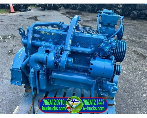 International DT 466C Engine Assembly