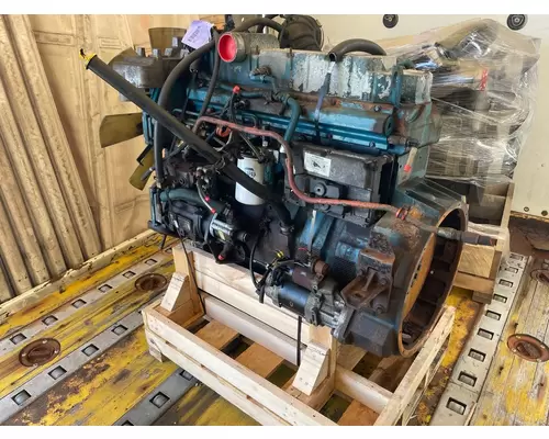 International DT 466E Engine Assembly