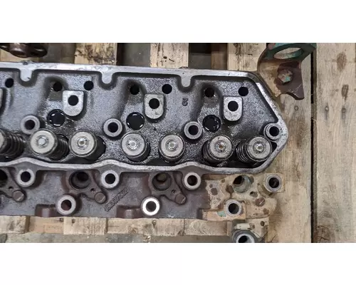 International DT360 Cylinder Head