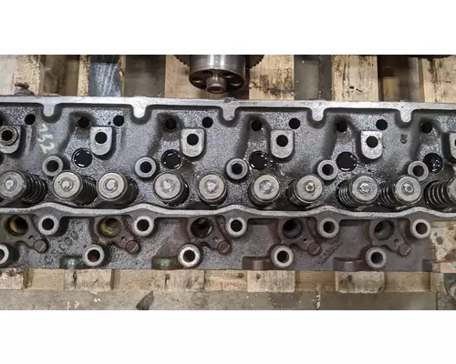 International DT360 Cylinder Head