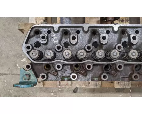 International DT360 Cylinder Head