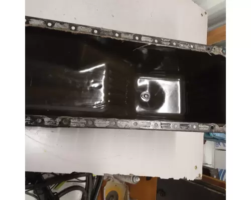 International DT360 Oil Pan