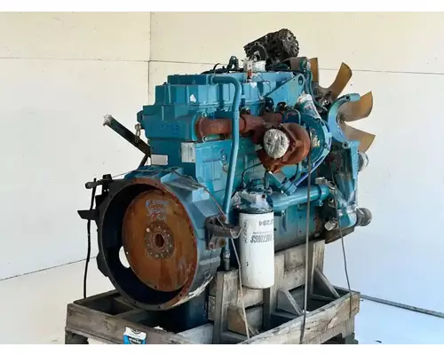 International DT444E Engine Assembly