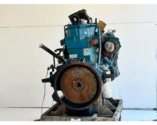 International DT444E Engine Assembly