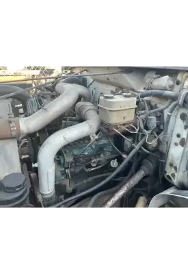 International DT466B Engine Assembly