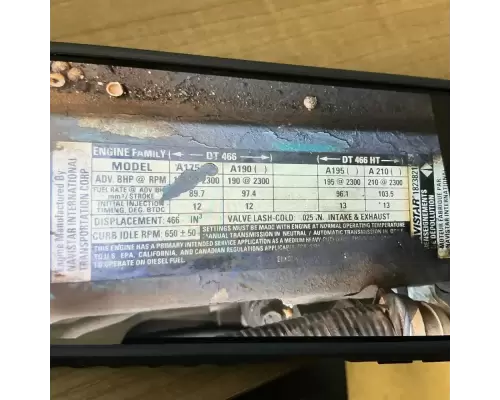 International DT466B Engine Assembly