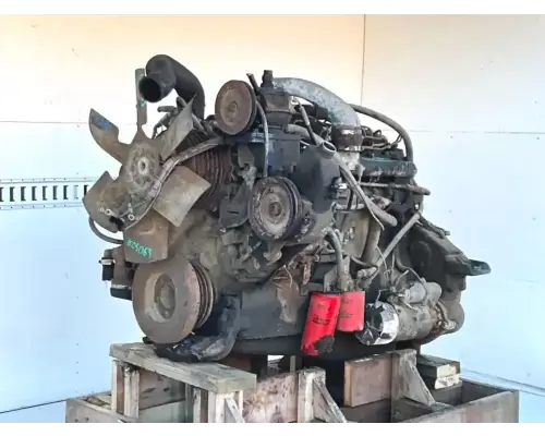 International DT466B Engine Assembly