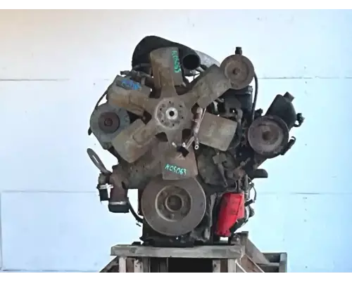 International DT466B Engine Assembly