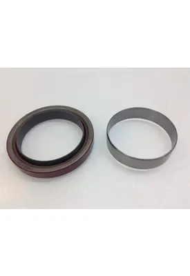 International DT466B Engine Main Seal