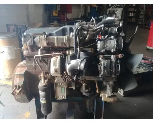 International DT466CC Engine Assembly