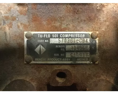 International DT466C Air Compressor