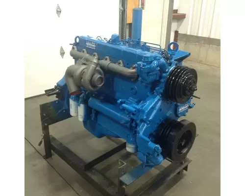 International DT466C Engine Assembly