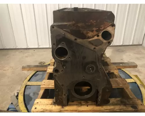 International DT466C Engine Block