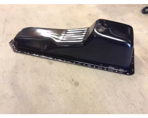 International DT466C Engine Oil Pan