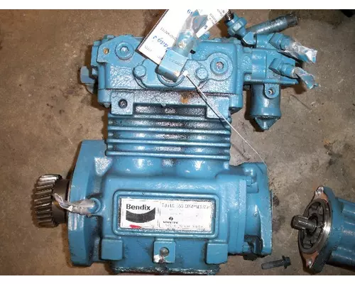 International DT466E Air Compressor