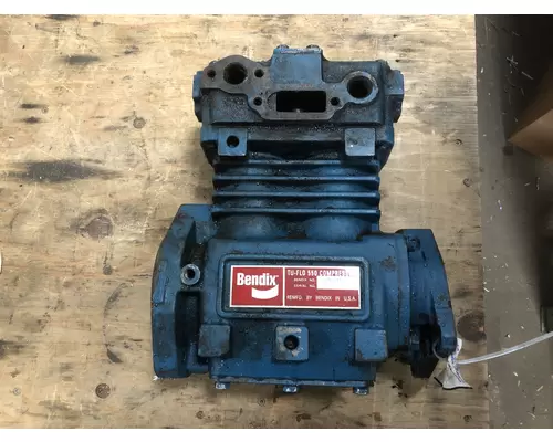 International DT466E Air Compressor