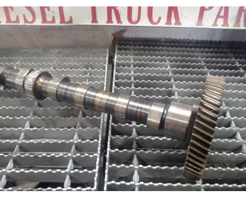 International DT466E Camshaft