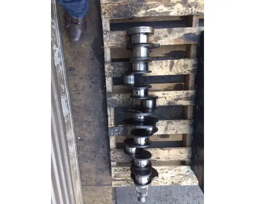 International DT466E Crankshaft