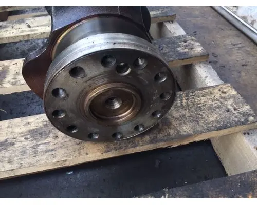 International DT466E Crankshaft