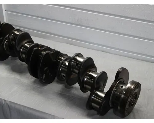 International DT466E Crankshaft