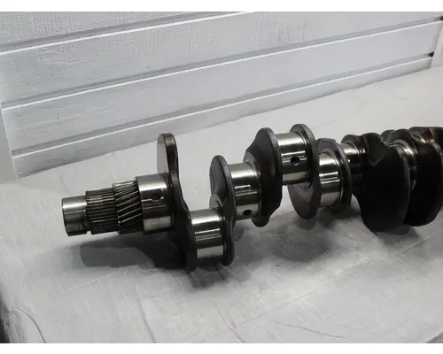 International DT466E Crankshaft