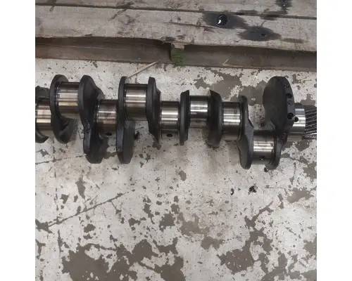 International DT466E Crankshaft