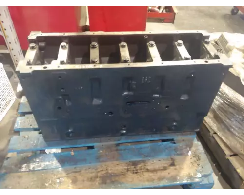 International DT466E Cylinder Block