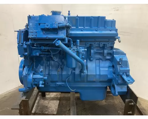 International DT466E Engine Assembly