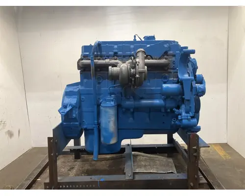 International DT466E Engine Assembly