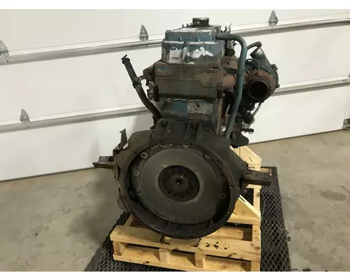 International DT466E Engine Assembly