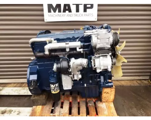 International DT466E Engine Assembly