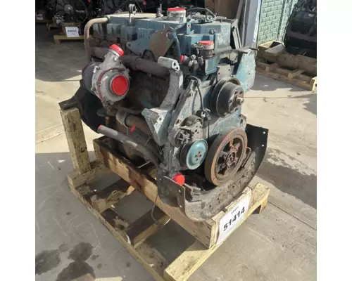 International DT466E Engine Assembly