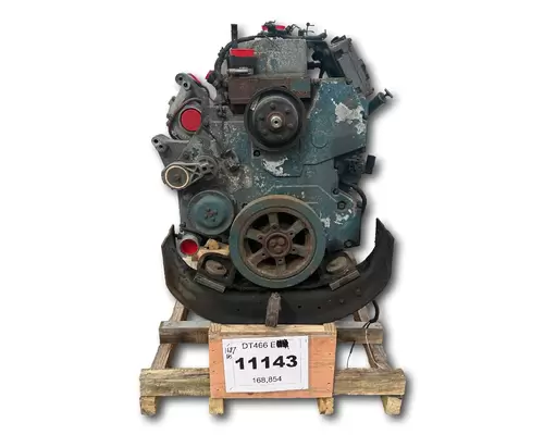 International DT466E Engine Assembly