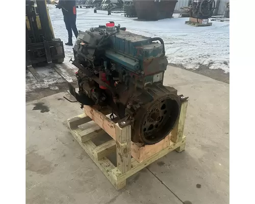 International DT466E Engine Assembly